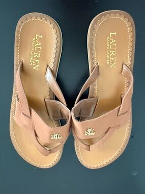 New Lauren Ralph Lauren Brown Leather Thong Sandals with Gold Logo